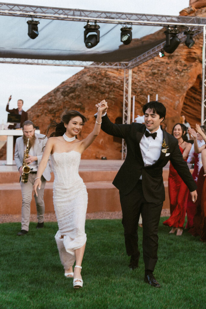 luxury wedding reception timeline